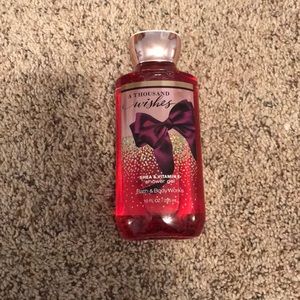 NWT 10 oz A thousand wishes shower gel